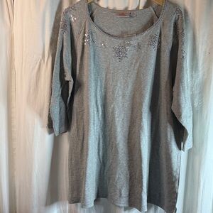Quacker Factory Gray Top with Silver Accents